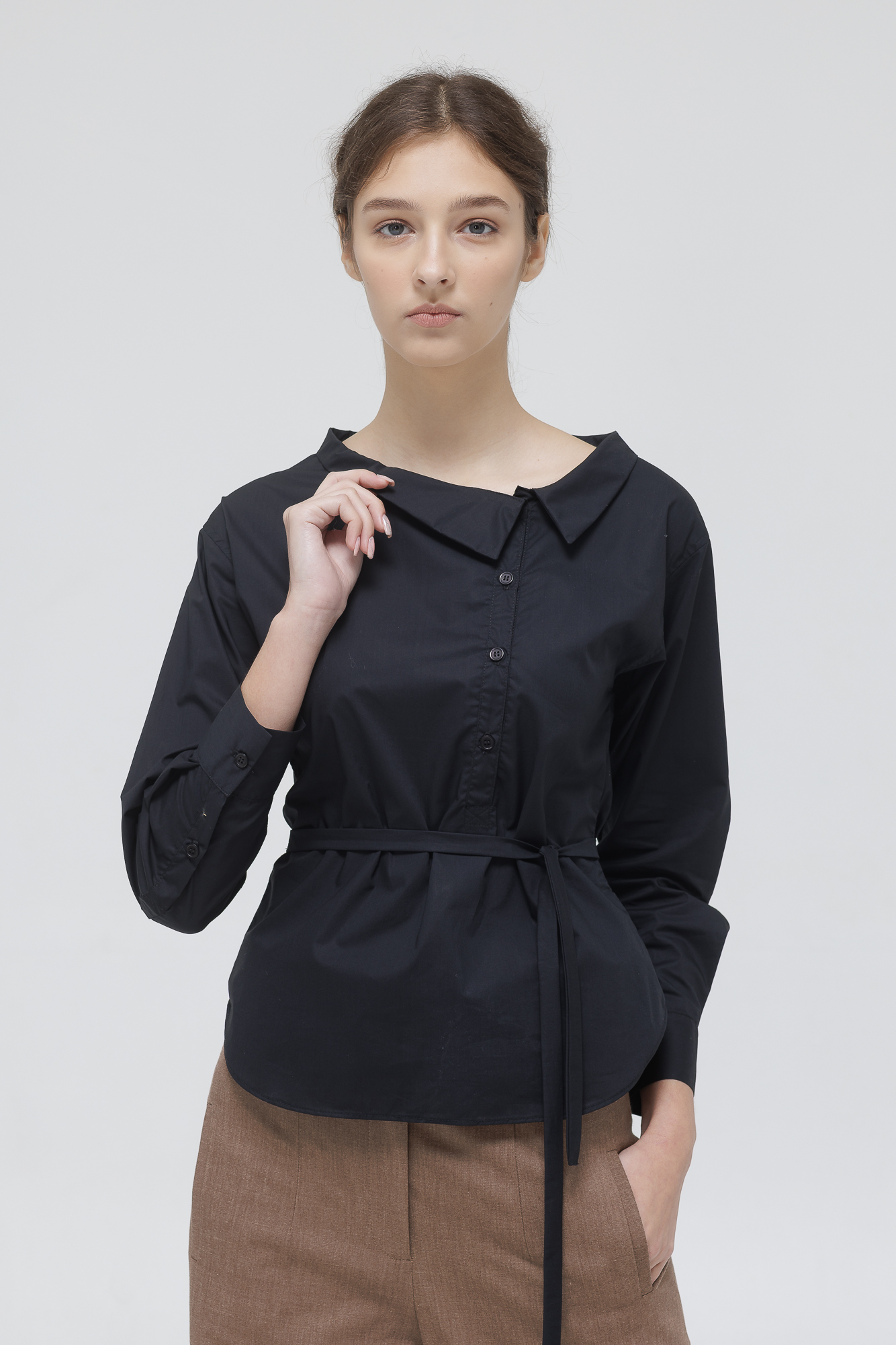 BLOUSE BLACK